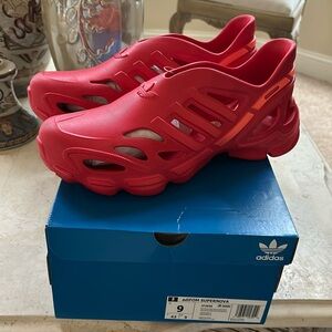 Mens Brand New Red Adifom Supernova
